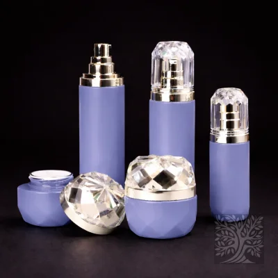 Facet Design Family view 6